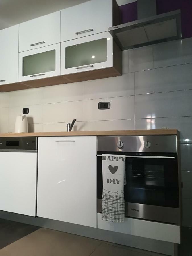 Apartman Brzovic 奥米什 外观 照片